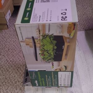 ON HOLD Rainpoint Indoor Hydroponic Garden Kit